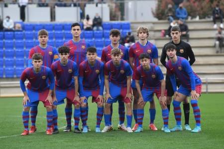 Barcelona U-18 Siap Pamerkan Sepak Bola La Masia di JIS
