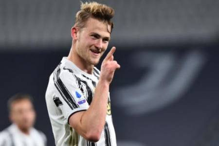 Resmi! Bayern Munich Kontrak Matthijs de Ligt dari Juventus