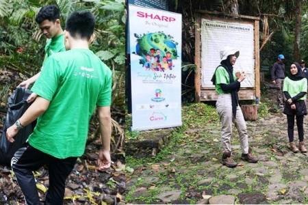 Sharp Greenerator Gaungkan Eco-Tourism di Gunung Gede