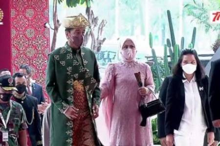 Hadiri Sidang Tahunan MPR RI, Presiden Jokowi Kenakan Busana Adat Bangka Belitung