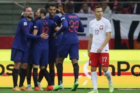 Timnas Belanda Menang 2-0 atas Timnas Polandia 