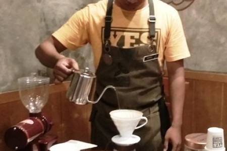 Kopi Manual Brew; Berikan Sensasi Kenikmatan Tersendiri