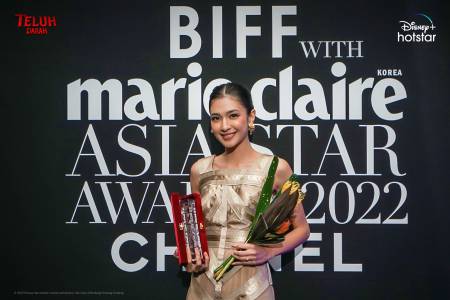  Mikha Tambayong, Raih Penghargaan Asia Wide Award dari Marie Claire Korea
