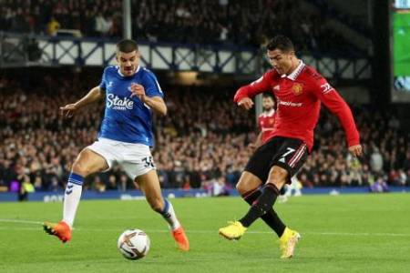 Liga Inggris 2022/2023 Semalam:  Manchester United dan Arsenal Menangi Laga