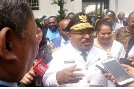Gubernur Papua Lukas Enembe Dikabarkan Terserang Stroke