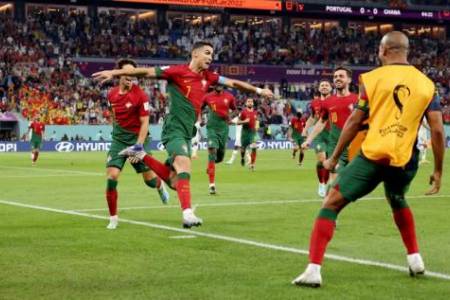 Cristiano Ronaldo Bawa Timnas Portugal Hajar Ghana 3-2