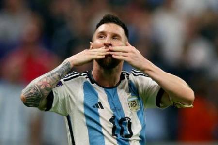 Dramatis, La Albiceleste Juara Dunia 2022, Lionel Messi Cetak 3 Gol!