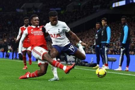 Arsenal Taklukan Tuan Rumah Tottenham Hotspur 2-0