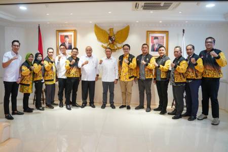 Menpora Amali Terima Kunjungan Pengurus Besar Boling Indonesia