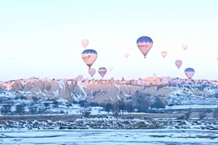 Biaya Wisata Balon Udara Di Cappadocia Disumbangkan untuk Korban Gempa