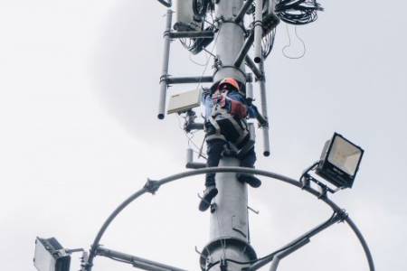 Smartfren Dapat Tambahan Frekuensi 2,3 GHz untuk Tingkatkan Kualitas Layanan Telekomunikasi