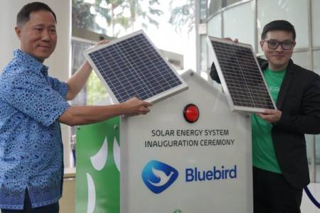 Blue Bird Implementasi Smart Solar Panel, Wujudkan Komitmen 50:30
