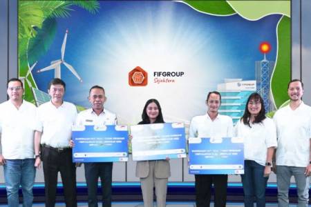 FIFGROUP Salurkan Dana Bergulir bagi 734 UMKM pada 2023
