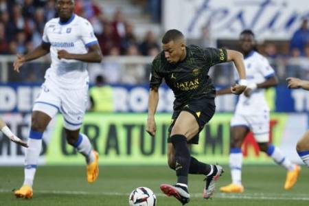 Liga Prancis 2022-2023: Dwigol Kylian Mbappe Berikan Kemenangan 2-1 PSG atas Auxere 