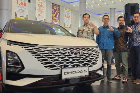 Chery OMODA 5, SUV Crossover Premium Bergaya Futuristik