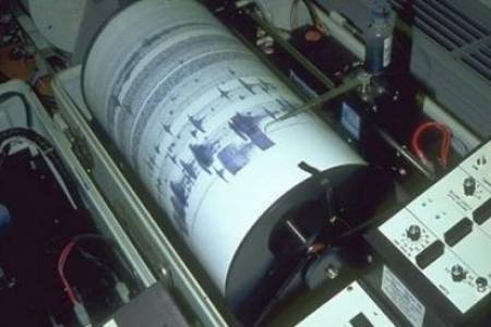 BMKG:Gempa Bumi Besar M6,2 Guncang Keerom, Papua