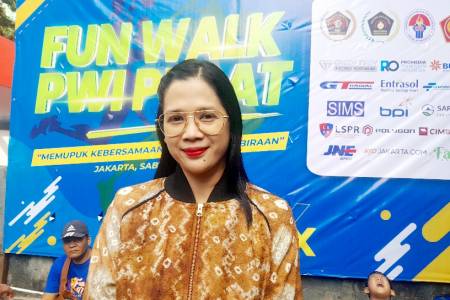 Novita Emilda Hadiri dan Beri Dukungan Fun Walk PWI-IKWI 2023