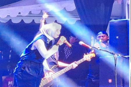 Kotak dan d’Masiv Hibur Masyarakat di Biznet Festival di Surabaya