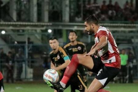 Liga 1 2023/2024: Madura United  Sikat Persija Jakarta dengan Skor 2-0