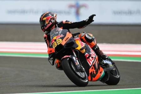 Brad Binder  akan Jadi Pembalap Utama Tim MotoGP Red Bull KTM hingga Akhir 2026