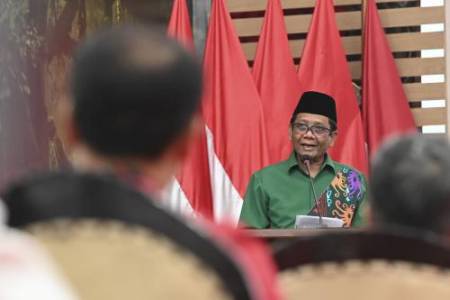 Usai Jadi Cawapres, Mahfud MD Serahkan 3 Surat Permohonan kepada Presiden Jokowi