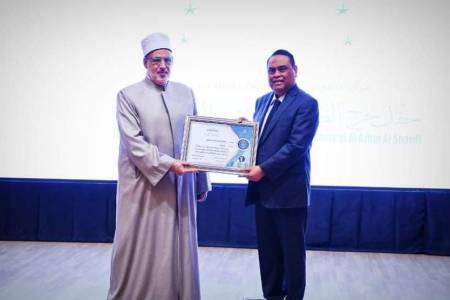 Lazis ASFA Terima Penghargaan dari Al-Azhar Kairo