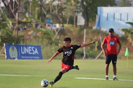 Timmas Panama U-17 Gelar Latihan Perdana di Surabaya