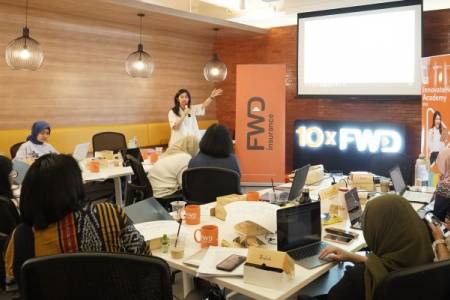 FWD Insurance InnovateHer Academy Berikan Pelatihan dan Pendampingan bagi 10 Start Up Perempuan