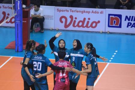 Tim putri DKI Jakarta dan Jatim  ke Semifinal Kejurnas Bolavoli Junior 2023