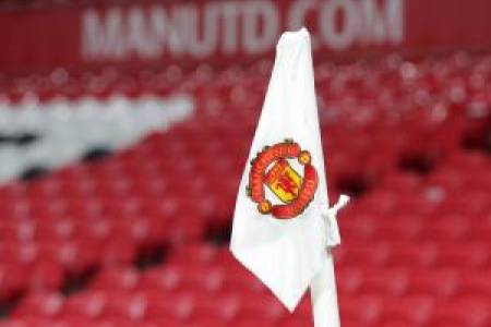 Sir Jim Ratcliffe Resmi Miliki Saham Manchester United