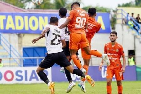 Menang Dramatis 3-2 atas Persiraja, Malut United Melenggang ke Liga 1 Musim Depan!