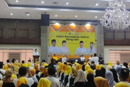 Partai Golkar DKI Jakarta Bagikan Santunan Anak Yatim dan Dhuafa