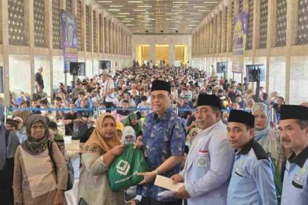 H. Syafruddin Kambo Hadiri Buka Puasa Bersama BKPRMI, Lazis ASFA dan Serantau Muslim di Masjid Istiqlal