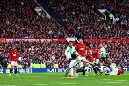 Liga Inggris: Manchester United vs Liverpool Sama Kuat 2-2