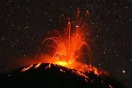 PVMBG: Gunung Semeru Erupsi