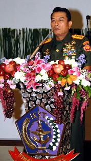 Panglima TNI; Hadiri HUT Ke-48 IKKT PWA  