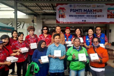 Dahsyat! Kegiatan Sosial "Makan Murah" yang Digelar PSMTI Bersama Perwanti di Bekasi Habis dalam 10 Menit!