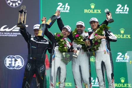 Sean Gelael Kembali Naik Podium di Le Mans 24 Jam, Finis P2 bersama Team WRT 31