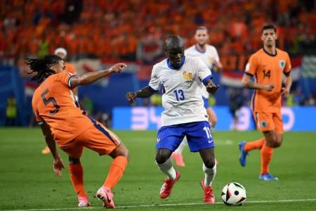 EURO 2024: Timnas Prancis vs Timnas Belanda Sama Kuat 0-0