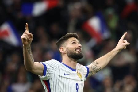 Olivier Giroud Putuskan akan Pensiun dari Timnas Prancis