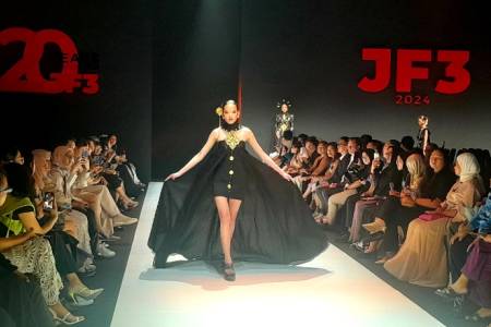 Simak! 3 Desainer IFC Tampilkan Koleksi Masa Kejayaan Majapahit di Panggung JF3 2024