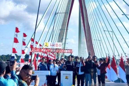 Presiden Jokowi Resmikan Jembatan Pendukung Infrastruktur  IKN