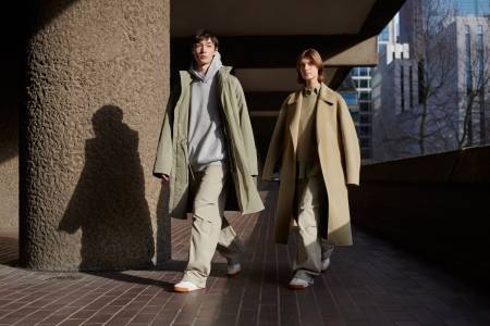 UNIQLO dan Clare Waight Keller Kini Hadirkan Koleksi Pria Untuk Pertama Kalinya Di UNIQLO : C Fall/Winter 2024 