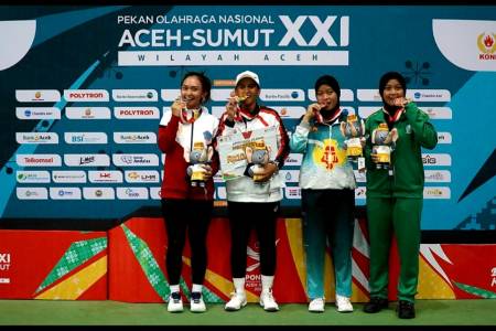 Putri Jateng, Allif Nafiiah Raih Medali Emas Tunggal Putri Soft Tenis PON XXI 2024