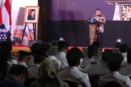 Kepala BPHN Optimis Kades dan Lurah Alumni PJA dapat Kurangi Beban Kasus di Pengadilan