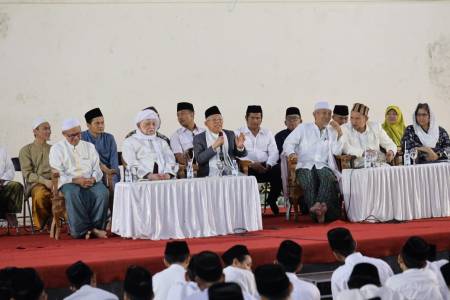 Silaturahmi Kebangsaan ke Ponpes Lirboyo, KH Ma'ruf Amin Ajak Kiai dan Santri Ikut Gerakan Persatuan dan Kesatuan