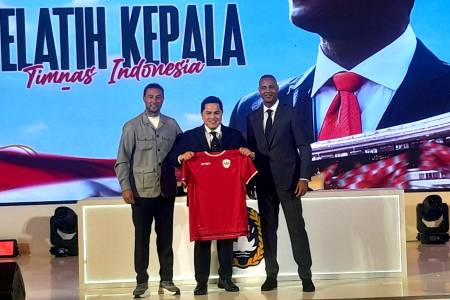 Resmi! PSSI Resmi Perkenalkan Patrick Kluivert sebagai Pelatih Kepala Timnas Indonesia