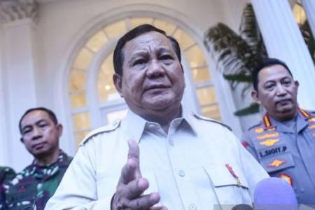 Presiden Prabowo  Ingatkan Para Jenderal Bintang Mereka dari Rakyat