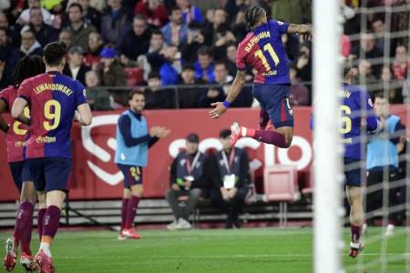 Liga Spanyol:  Libas Sevilla 4-1, Barcelona Dekatii Jarak dengan Duo Madrid