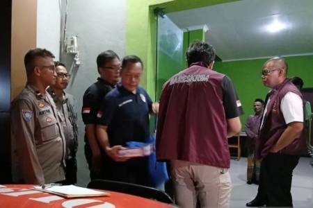 Bareskrim Polri Geledah Rumah Kades Kohod Tangerang